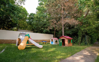 Loc de joaca, Mediterraneo